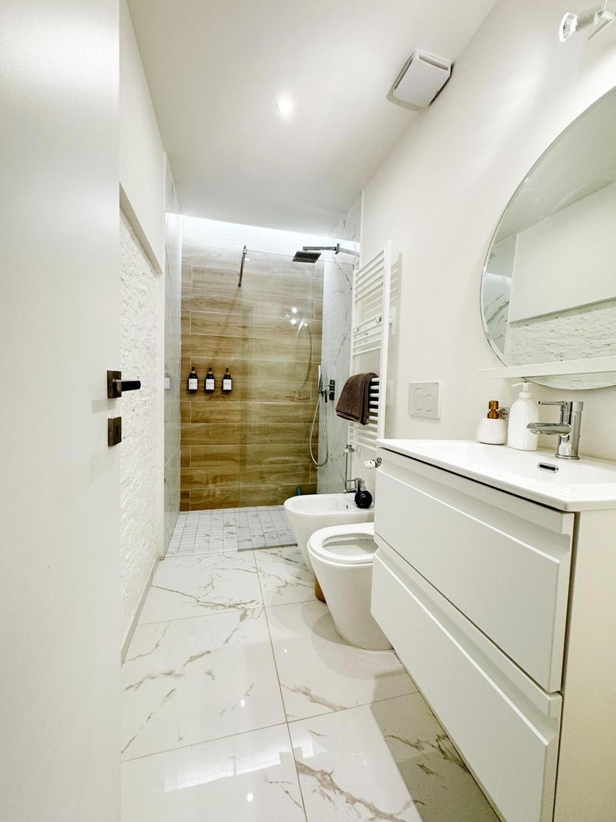 Boutique Room - Centro Storico 20 Min Da Firenze Empoli Exteriör bild
