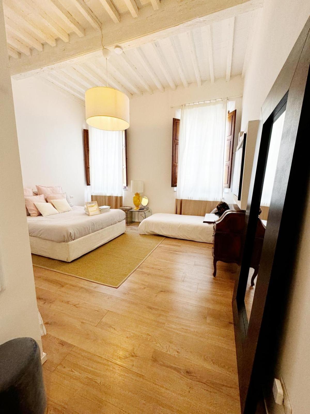 Boutique Room - Centro Storico 20 Min Da Firenze Empoli Exteriör bild
