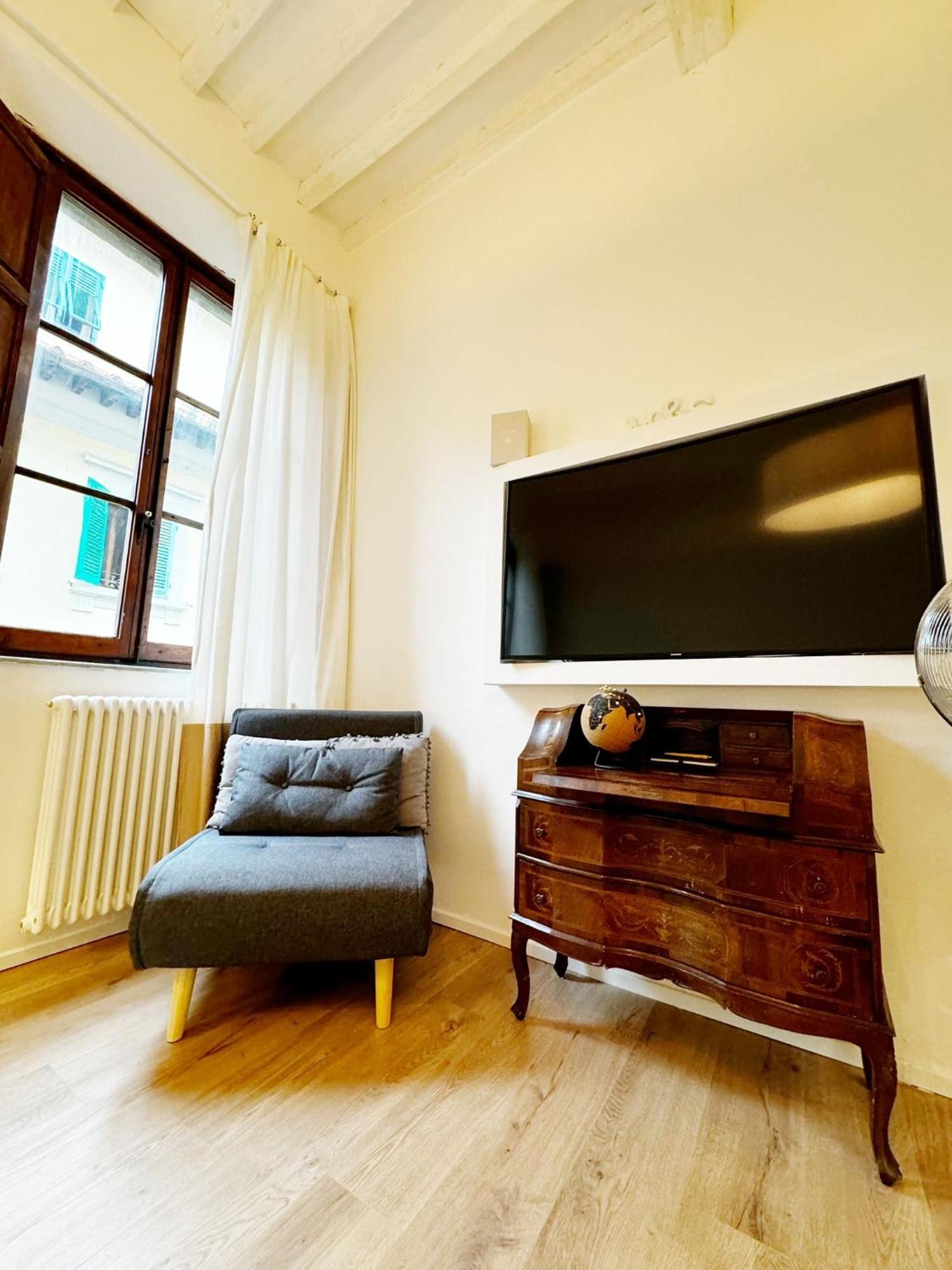 Boutique Room - Centro Storico 20 Min Da Firenze Empoli Exteriör bild